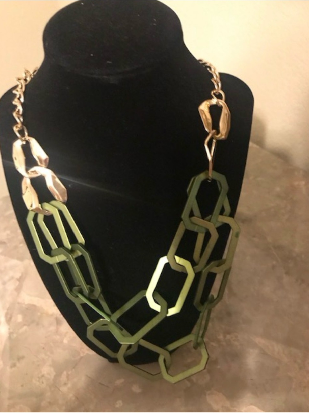 Green & Gold tone Chain Necklace